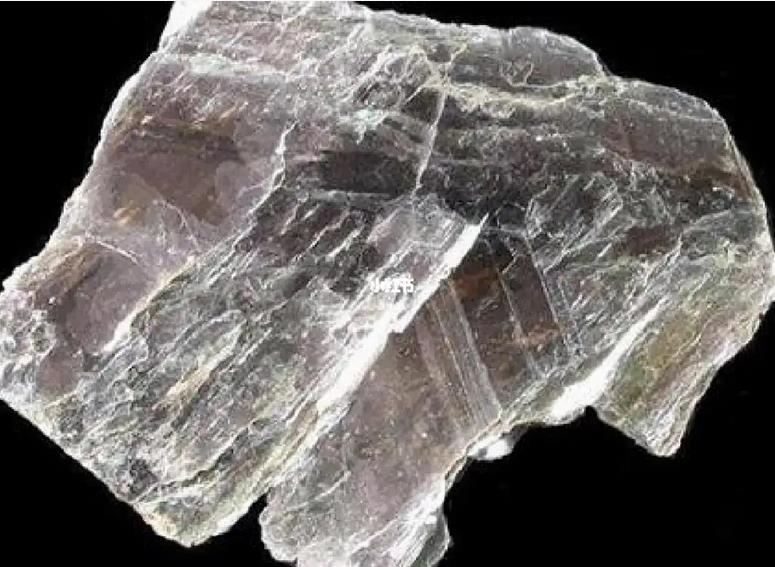 在實際應(yīng)用中各行業(yè)對云母粉的徑厚比有什么要求